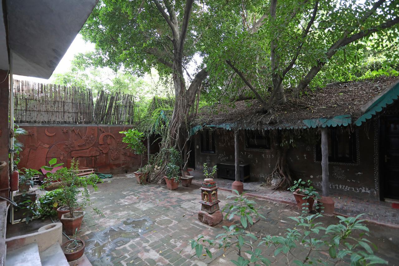 Oyo 1427 Hotel Malhar Haveli Noida Exteriér fotografie
